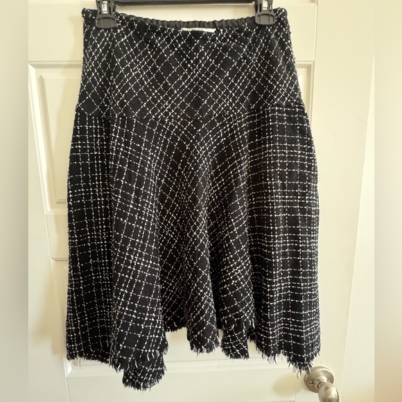 Black Tweed handkerchief Skirt - Picture 1 of 3